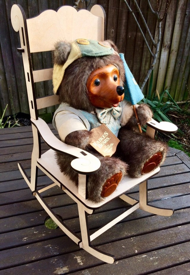 Display Chair For Dolls or Teddies