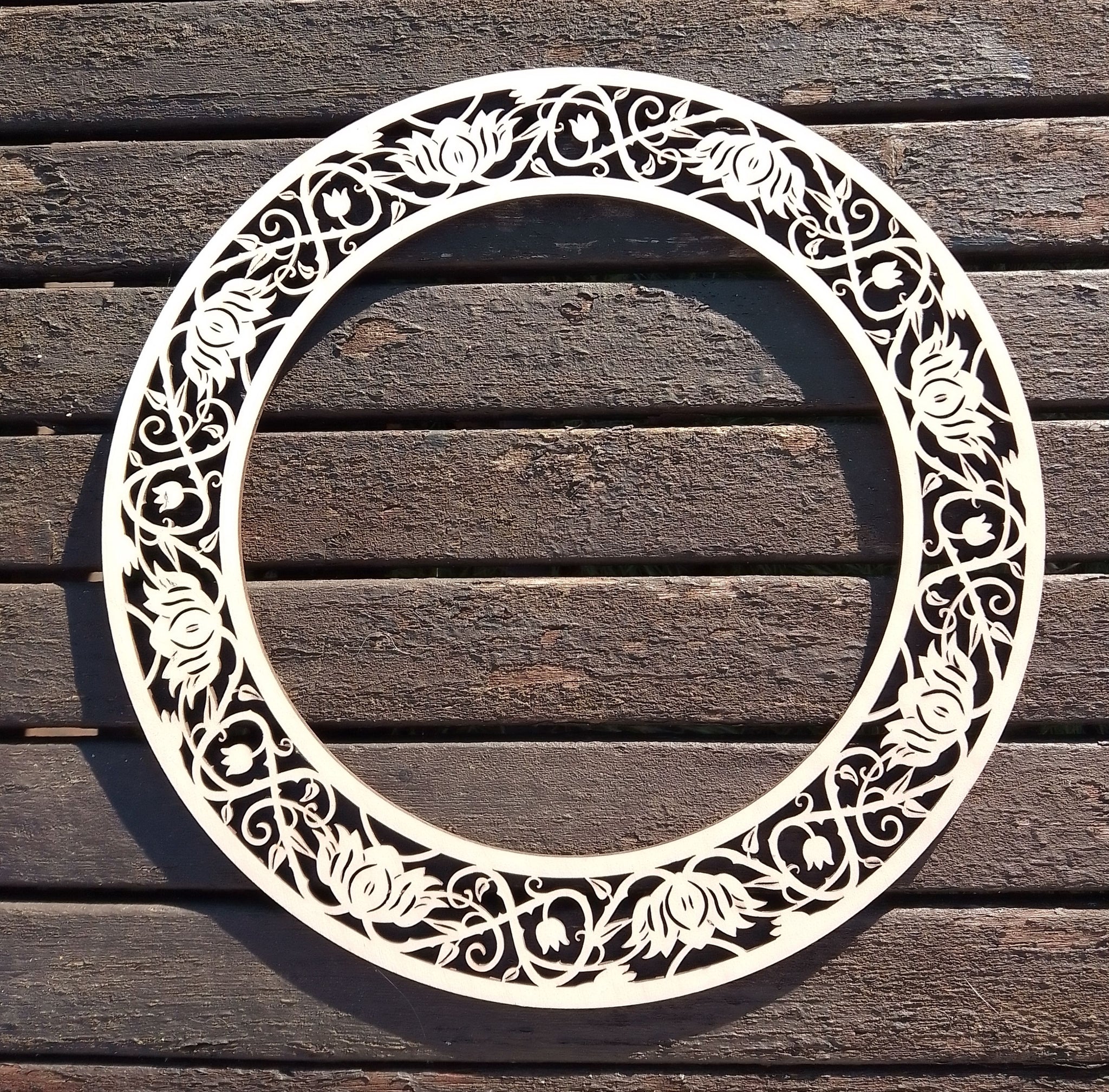 Intricate Circular frame 300mm diameter